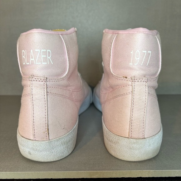 Nike | Blazer Mid 77 Vintage Shoes - Pink Foam ; Mens 7.5 - Picture 5 of 8